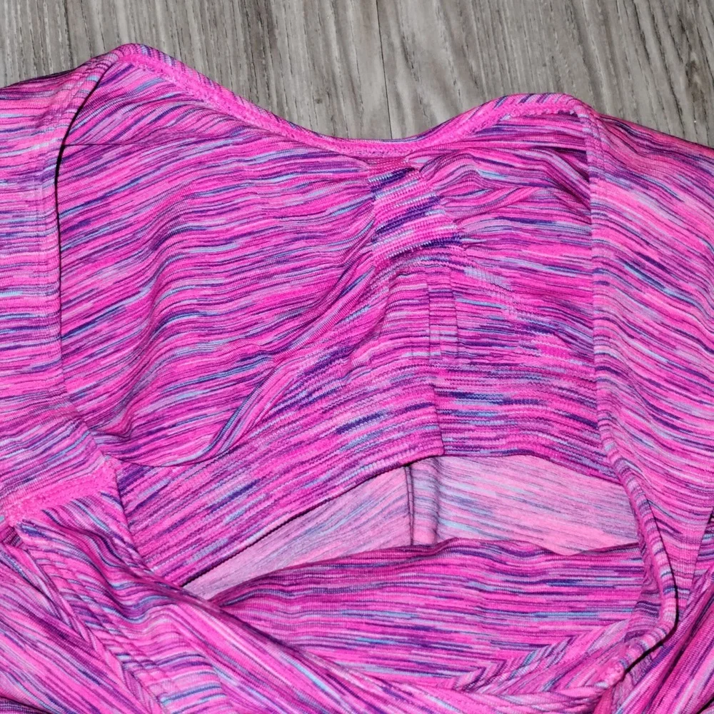 Women's Athletic Tank Top NWT - Picture 2 of 5